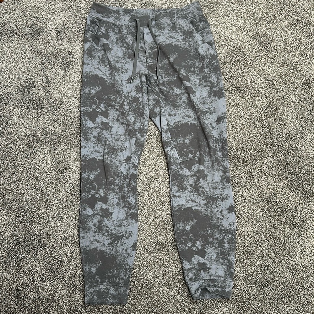 Lululemon city sweat jogger medium